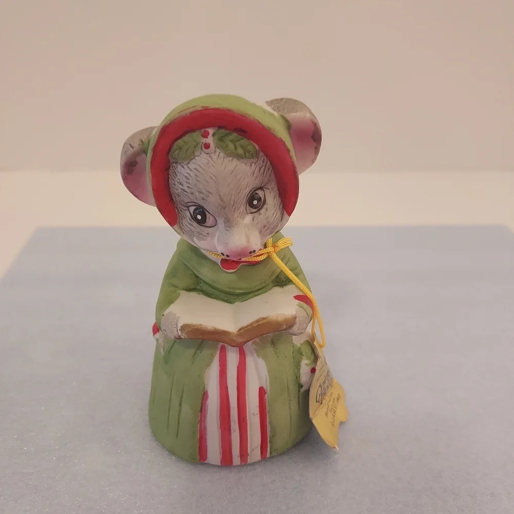 Vintage Jasco Christmas Critter Bell Green Dressed Mouse Caroling